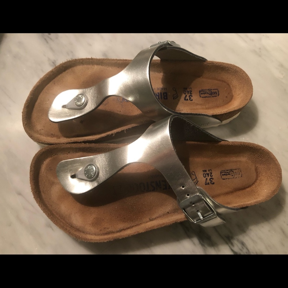 Silver Birkenstock Gizeh